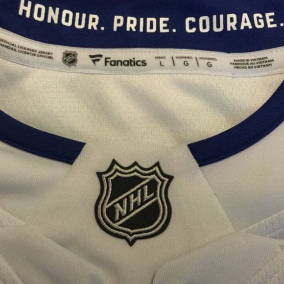 NHL Fanatics Auston Matthews Toronto Maple Leafs Jersey (NWT) - Picture 9 of 12